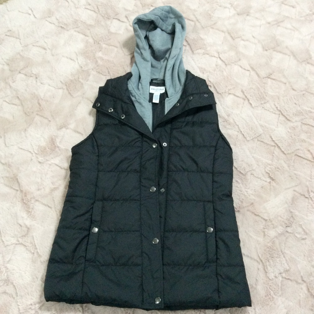 Arizona Jean Company Black Vest with Gray Hood